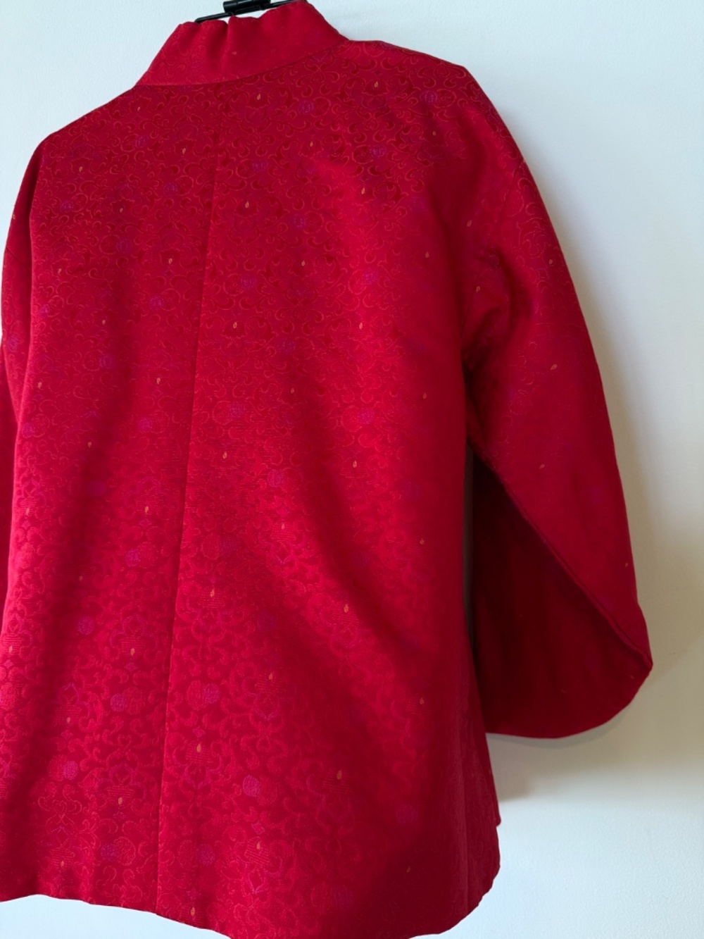 Red Silk Jacket Bright Green Lining - Picture 10 of 11
